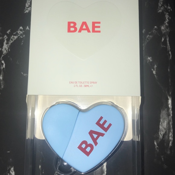 NEW KKW FRAGRANCE KIMOJI HEARTS BAE KIM KARDASHIAN - Picture 4 of 8